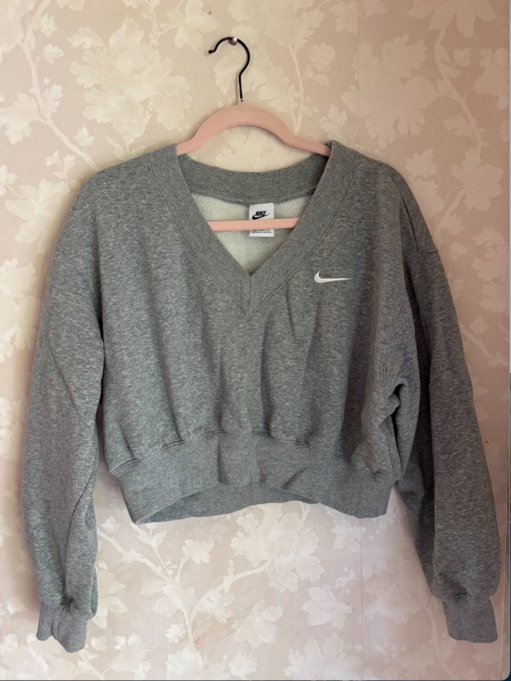 Nike Gray Cropped Fleece V-Neck Sweatshirt | Oversized Athleisure Pullover